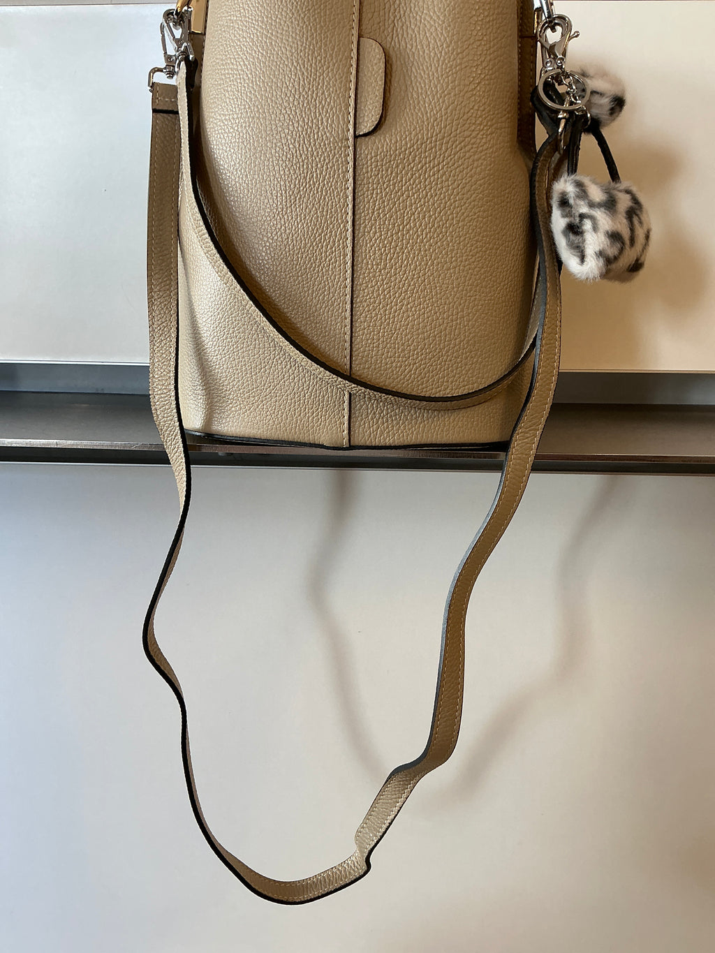 Italian Leather Bucket Bag - Beige