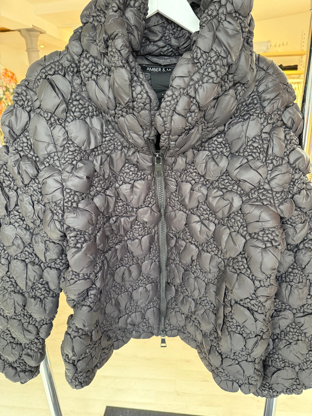 3D Bubble Effect Puffer Jacket Amber & Mode Black