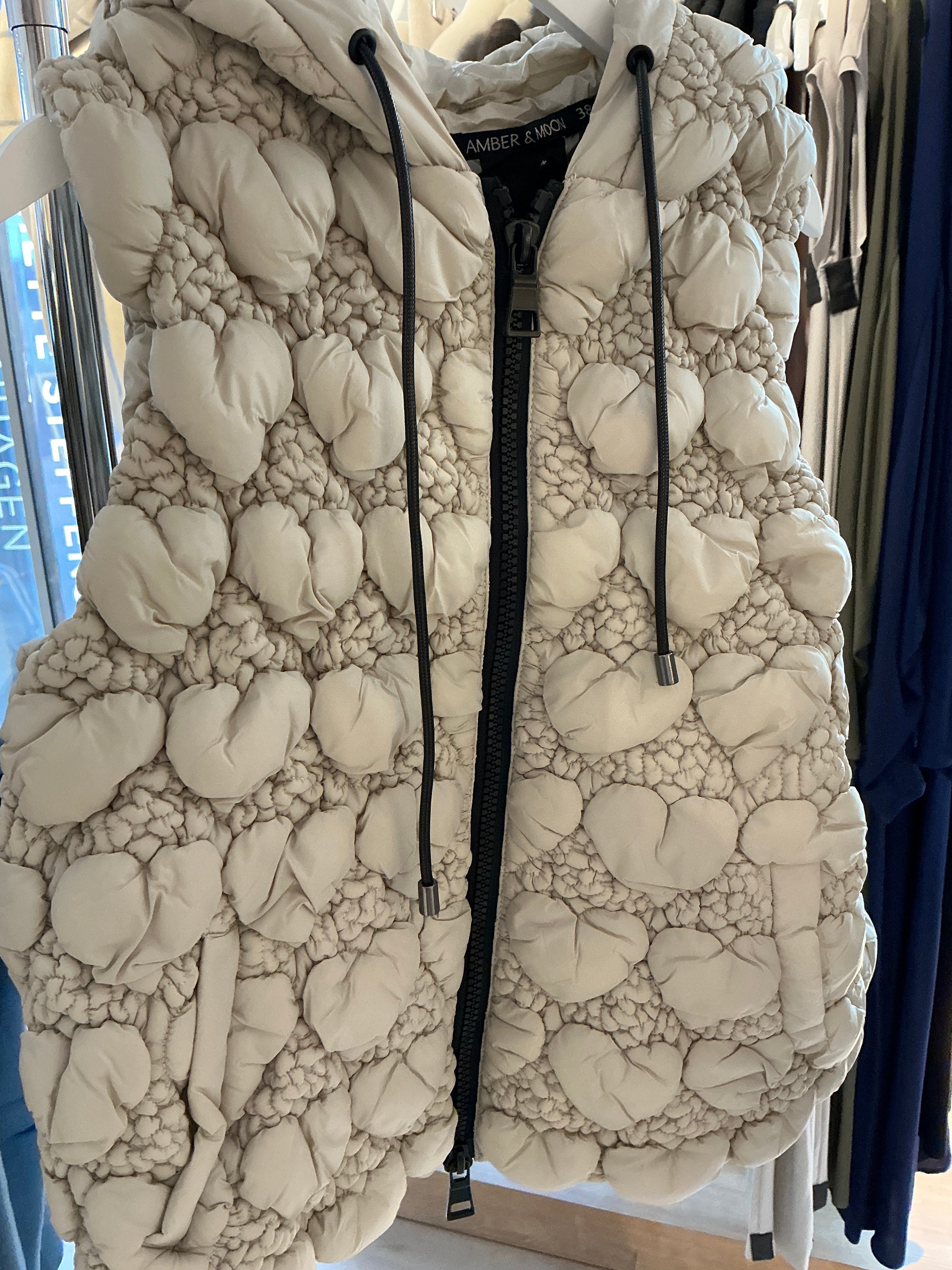 3D Bubble Effect Quilted Vest Basil Cream Beige