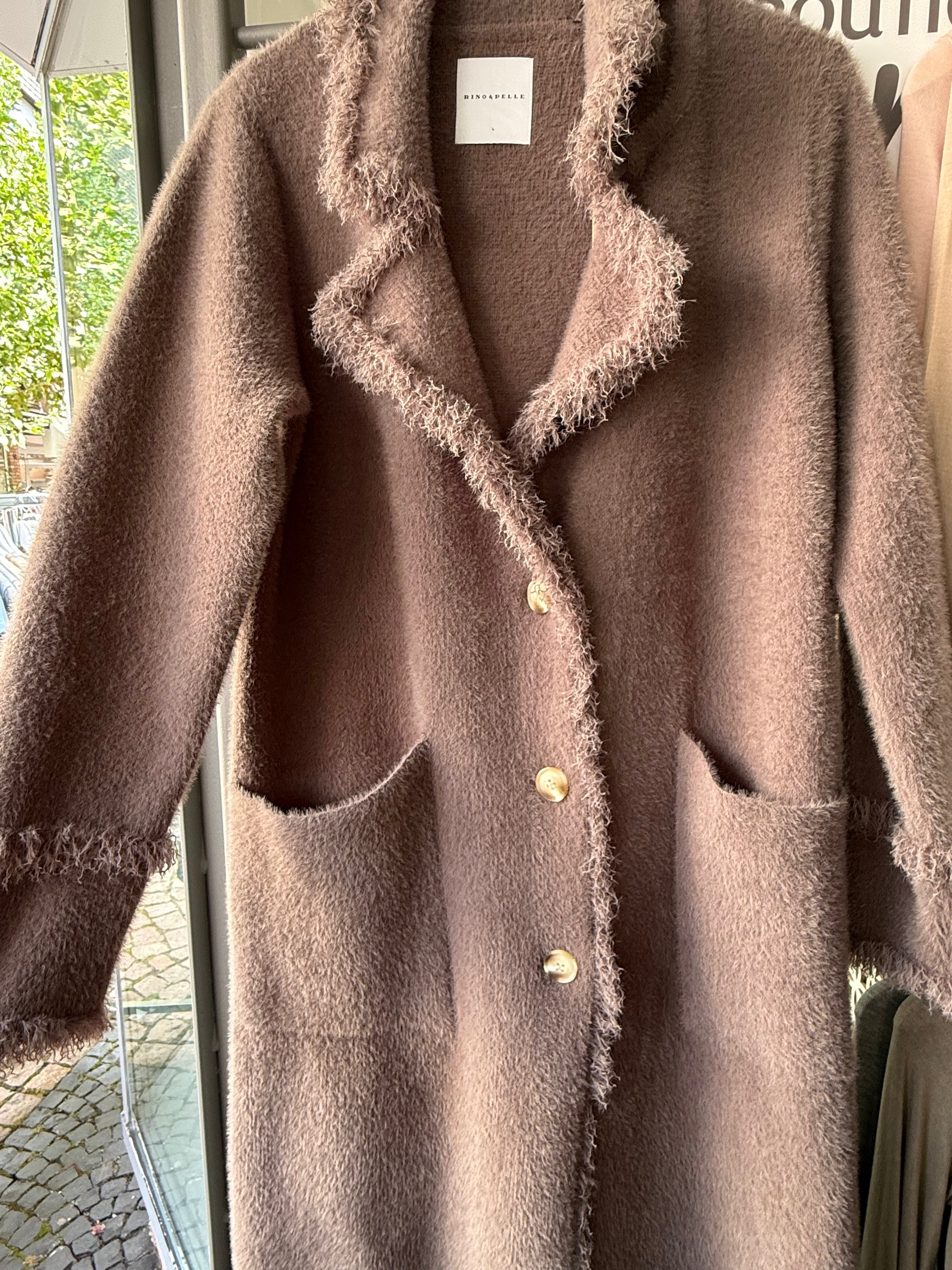 Single breasted cardigan with fringes