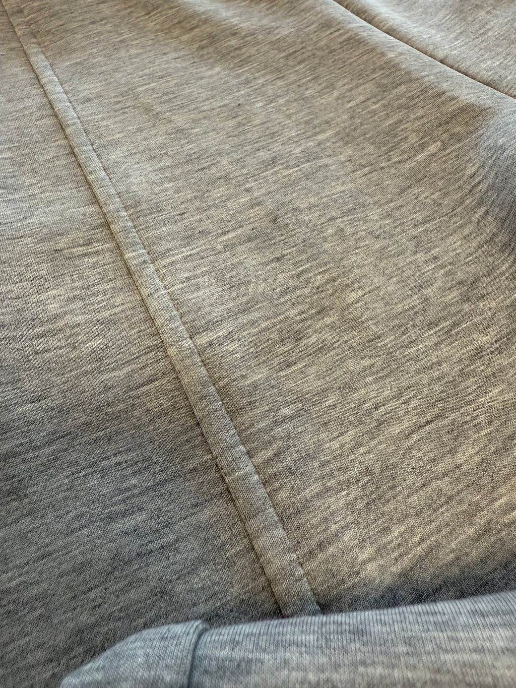 Regular length pants with straight wide leg Grey melange