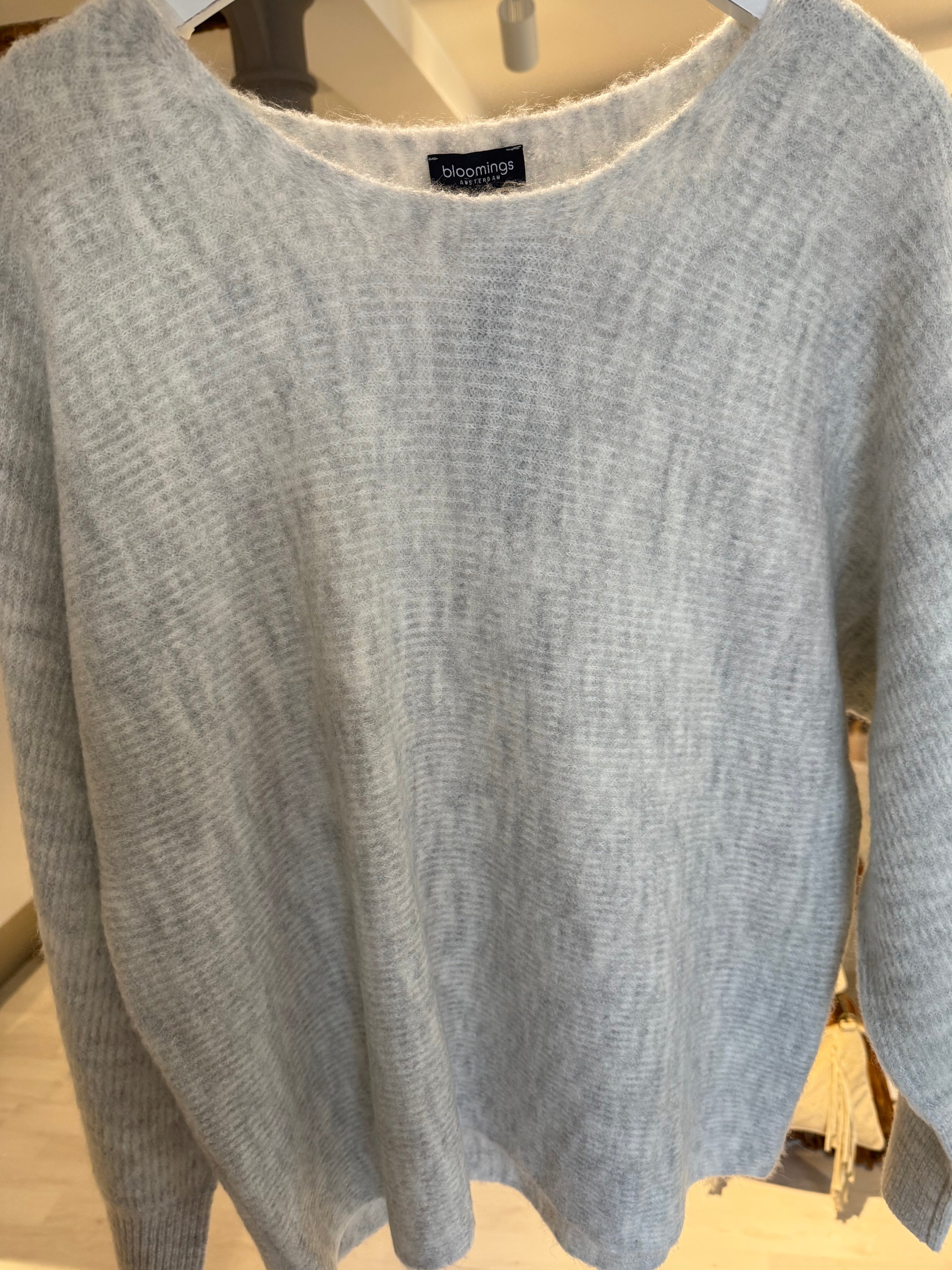 Knitted Top Grey-White Melange