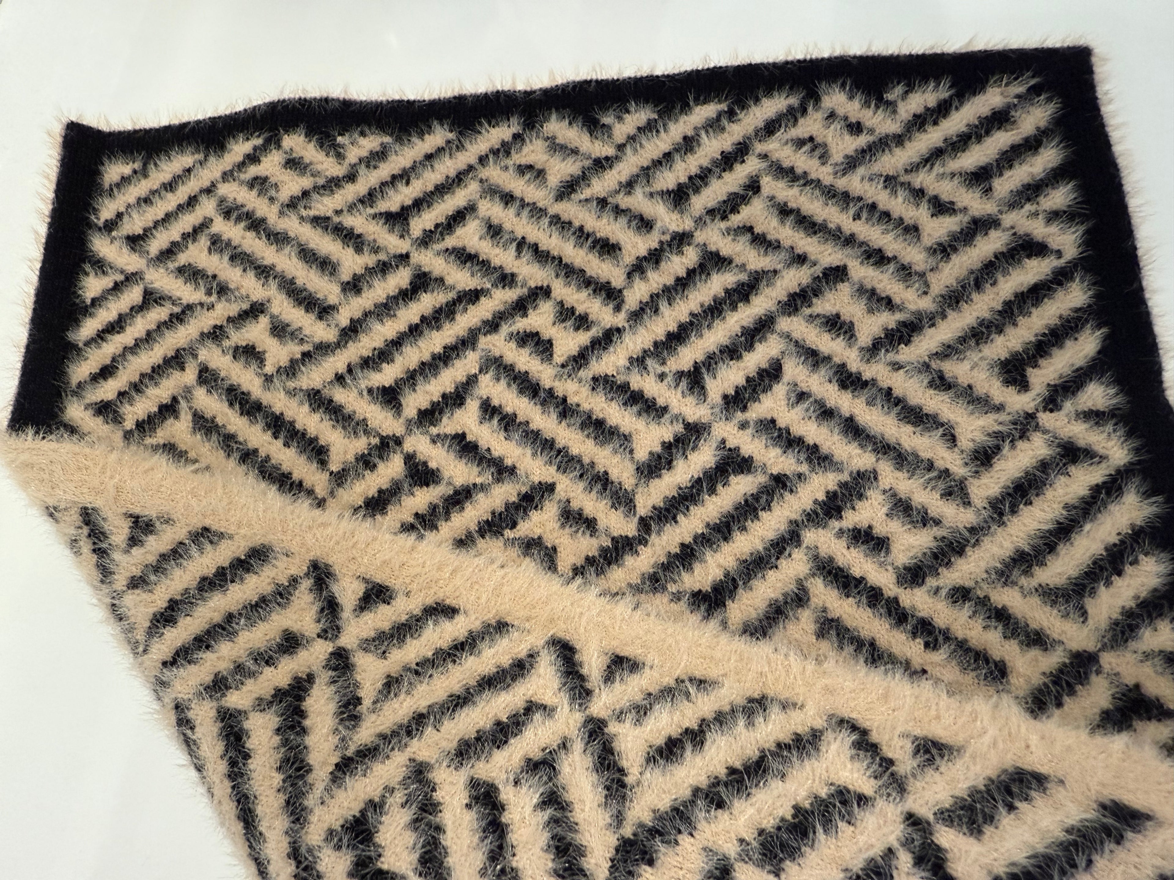 Knitted scarf