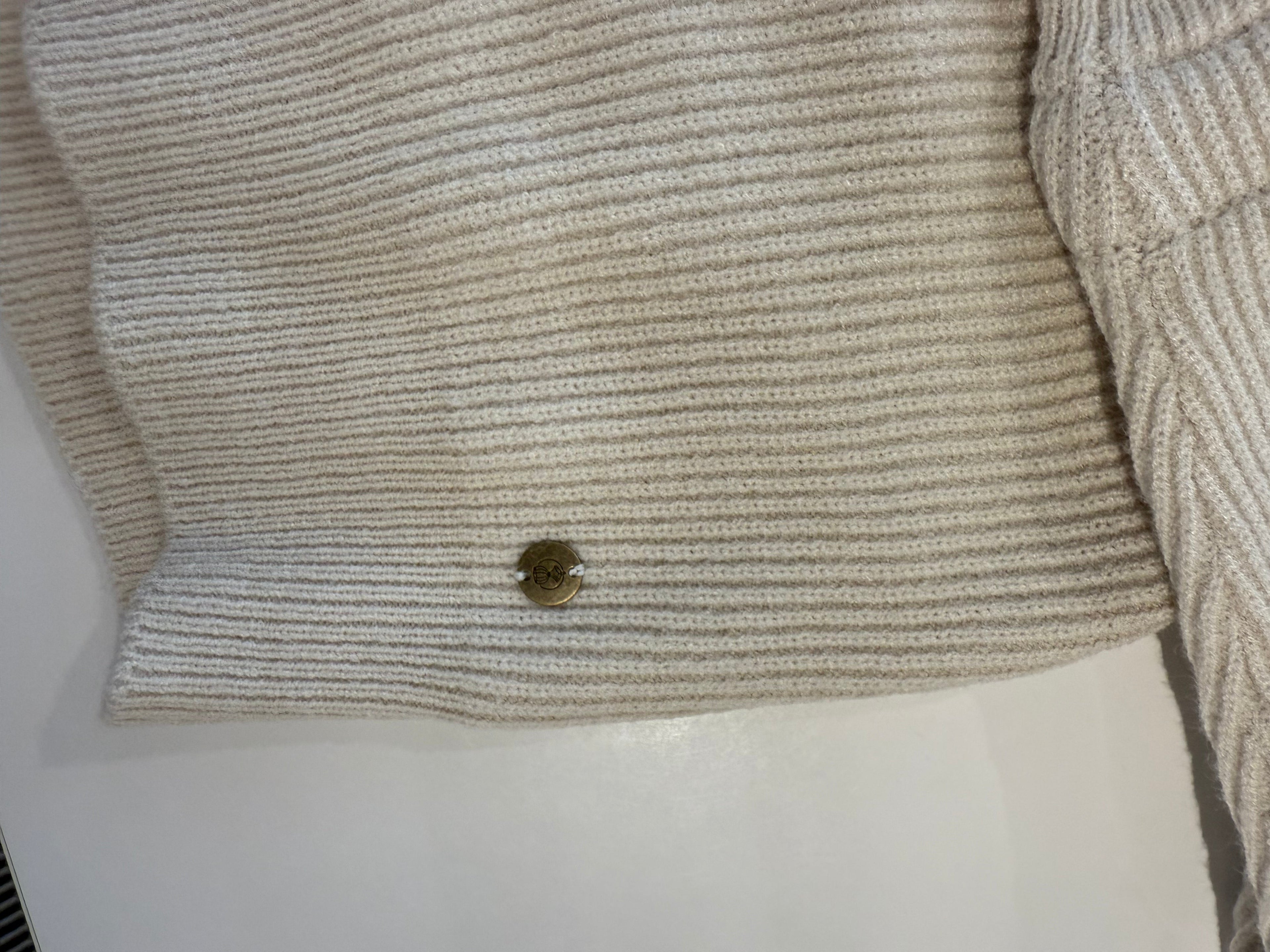 Knitted Cardigan with Bows - Birch