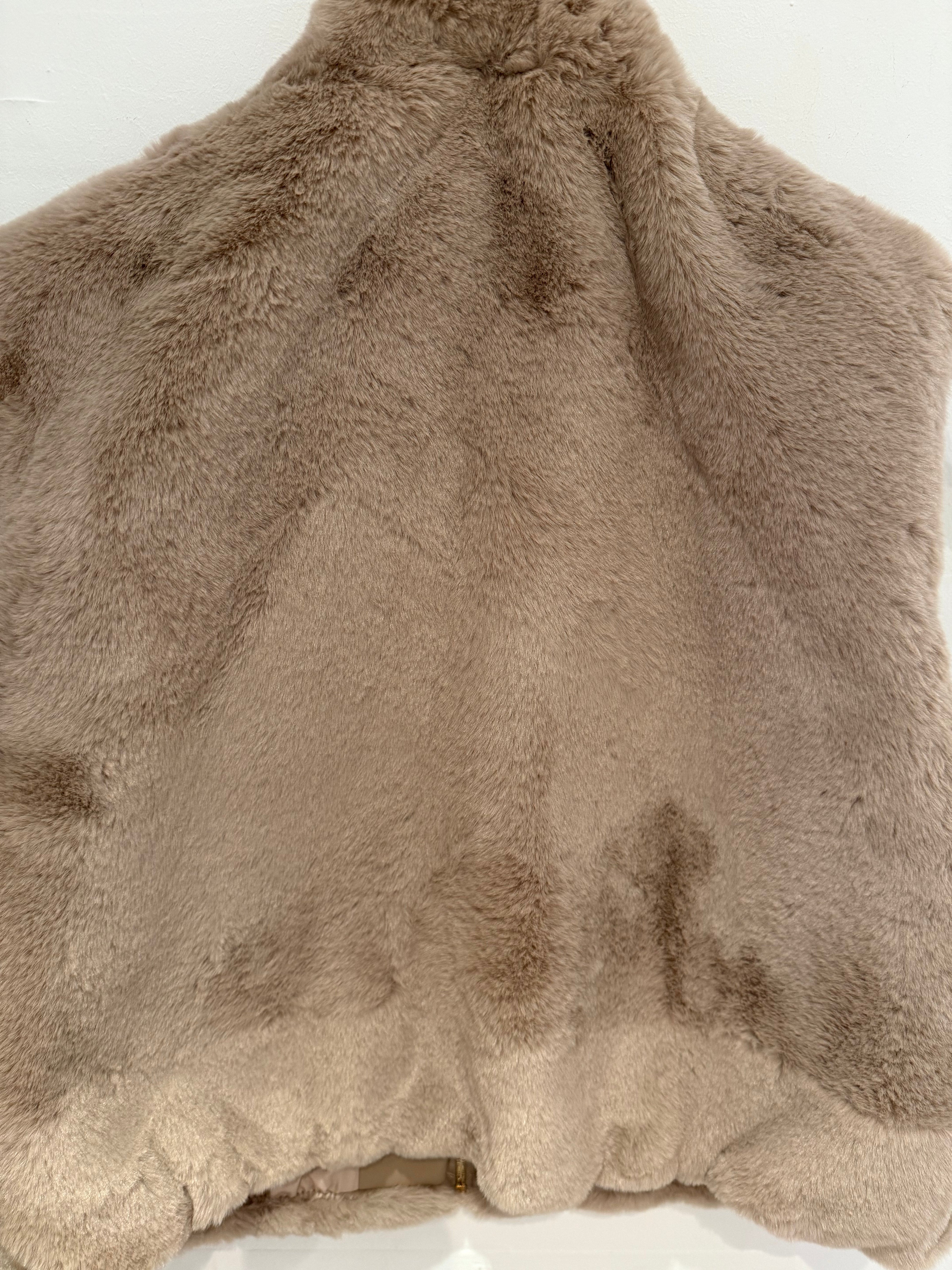 Short faux fur waistcode - Oat