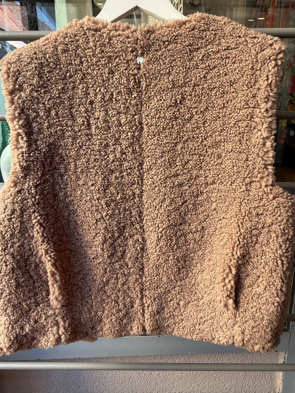 Cropped teddy waistcoat - Toffee