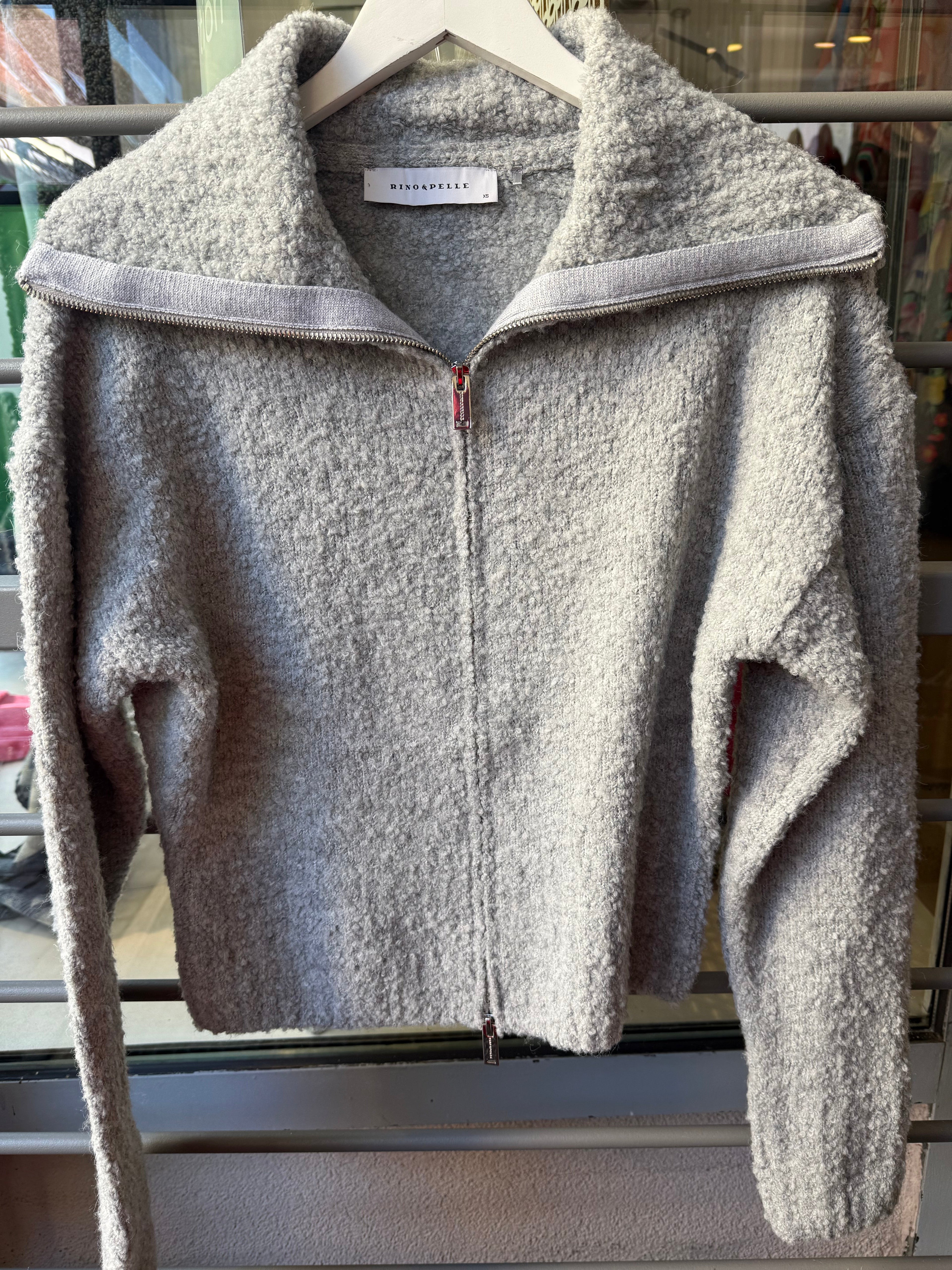 Cardigan with zipper clousure - grey