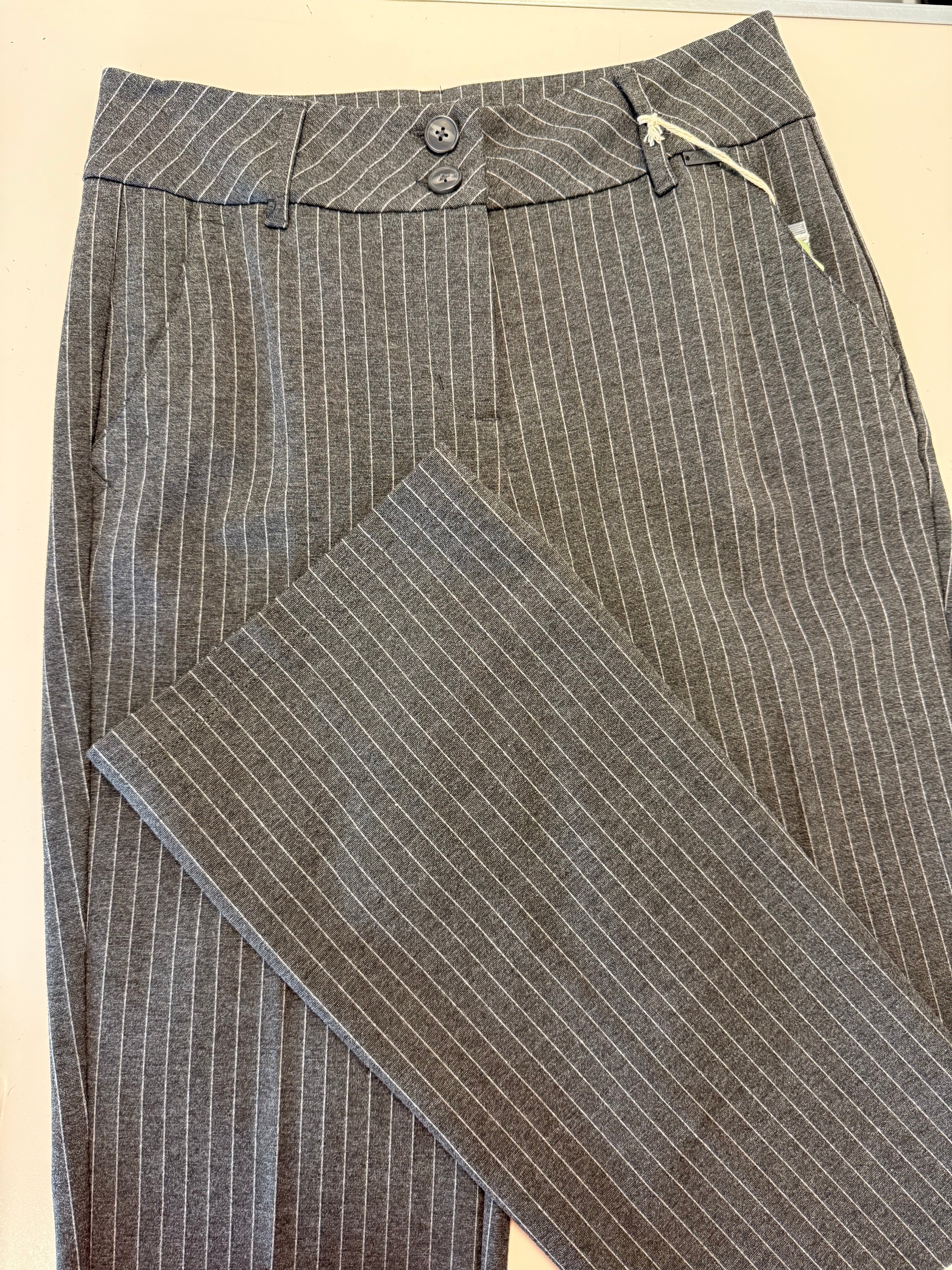Bibette Punta Pinstripe