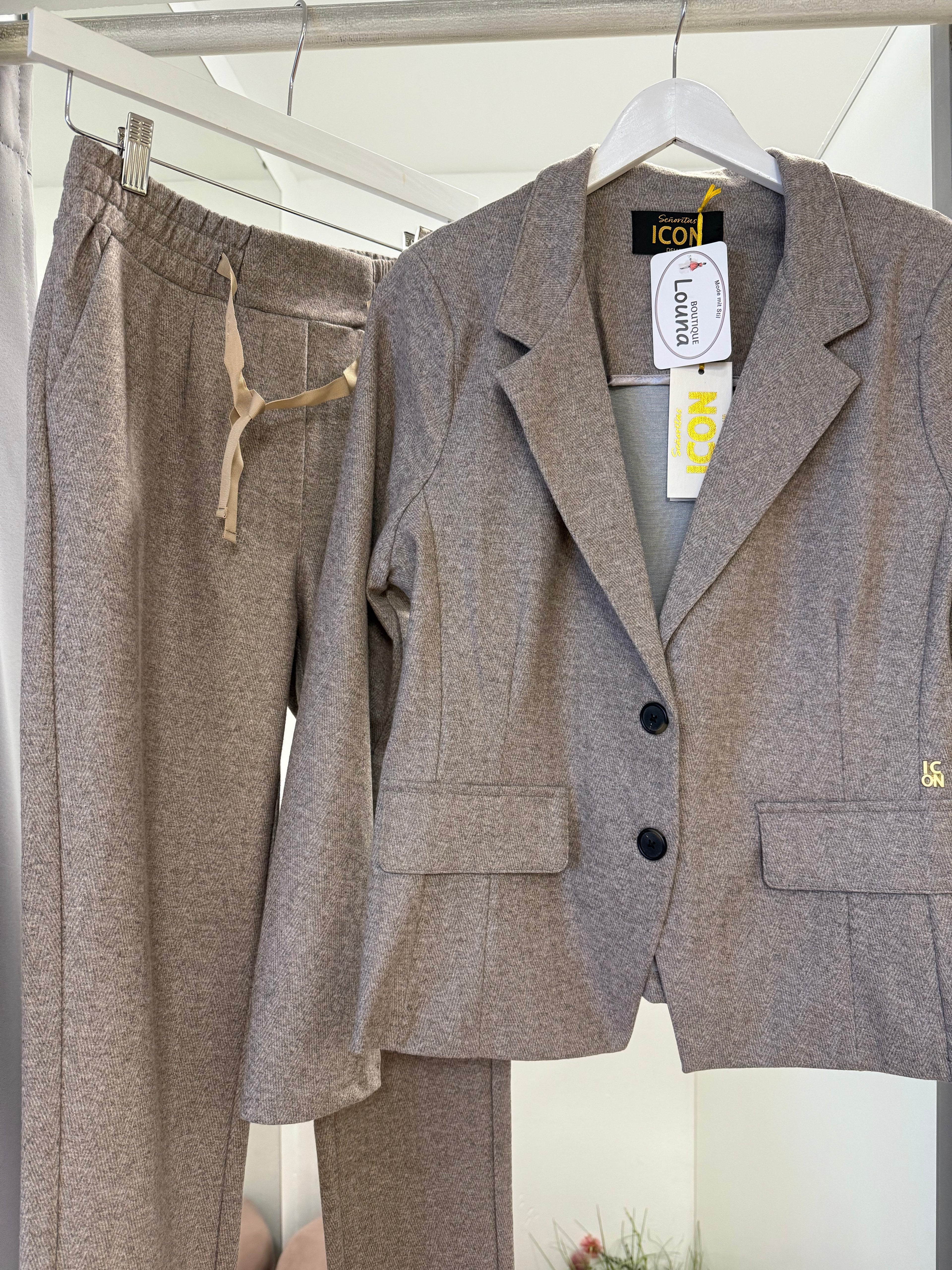 D-Blazer Short – Desert