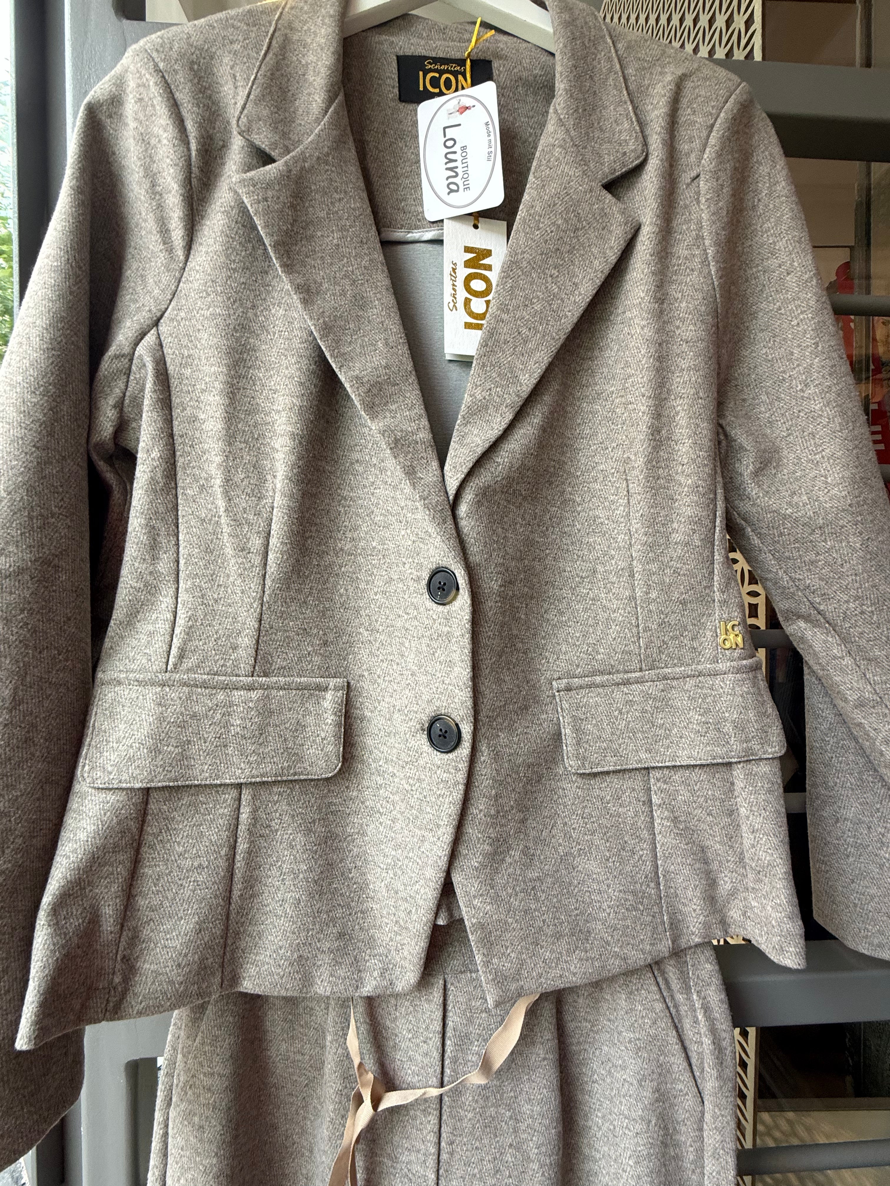 D-Blazer Short – Desert