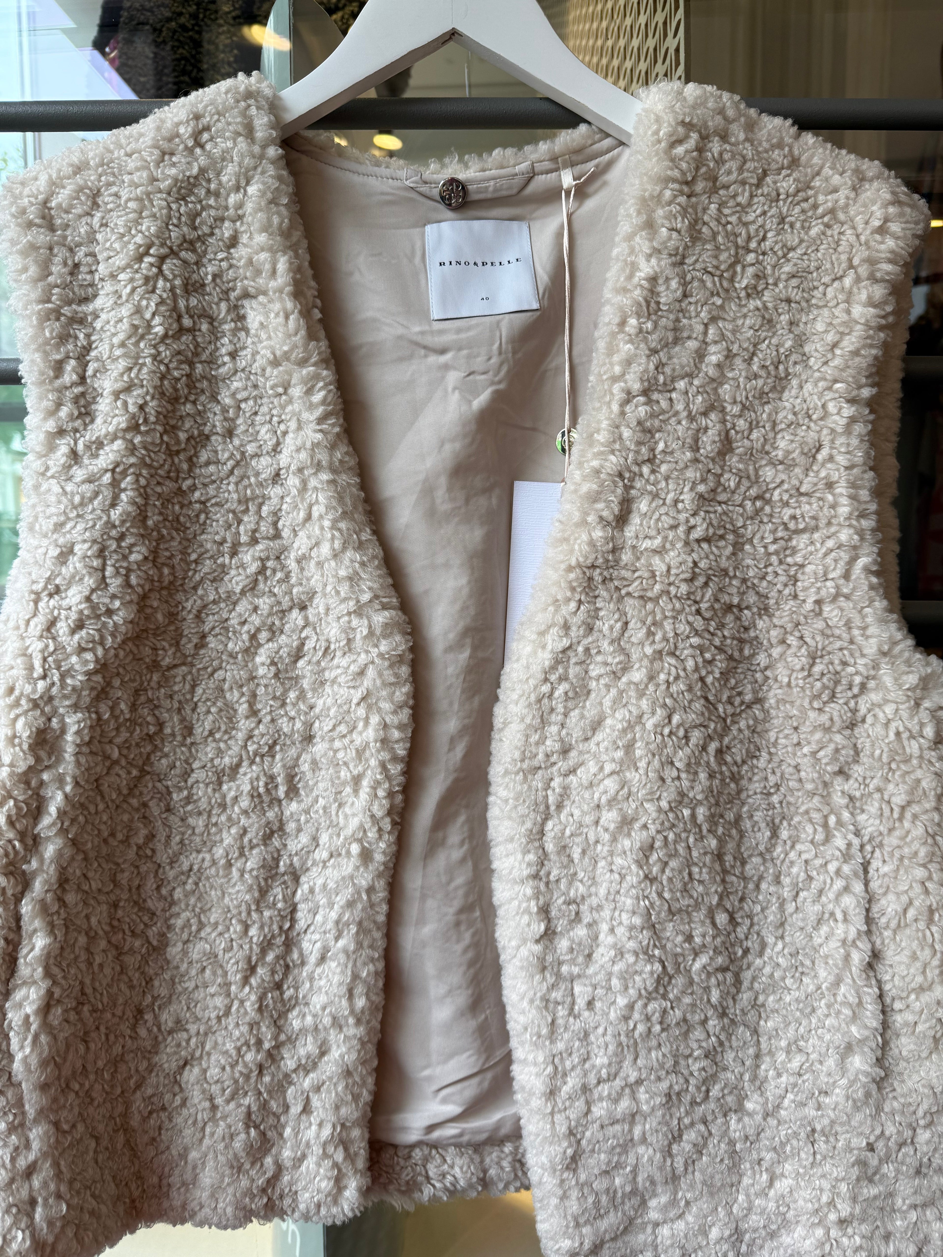 Cropped teddy waistcoat - Birch