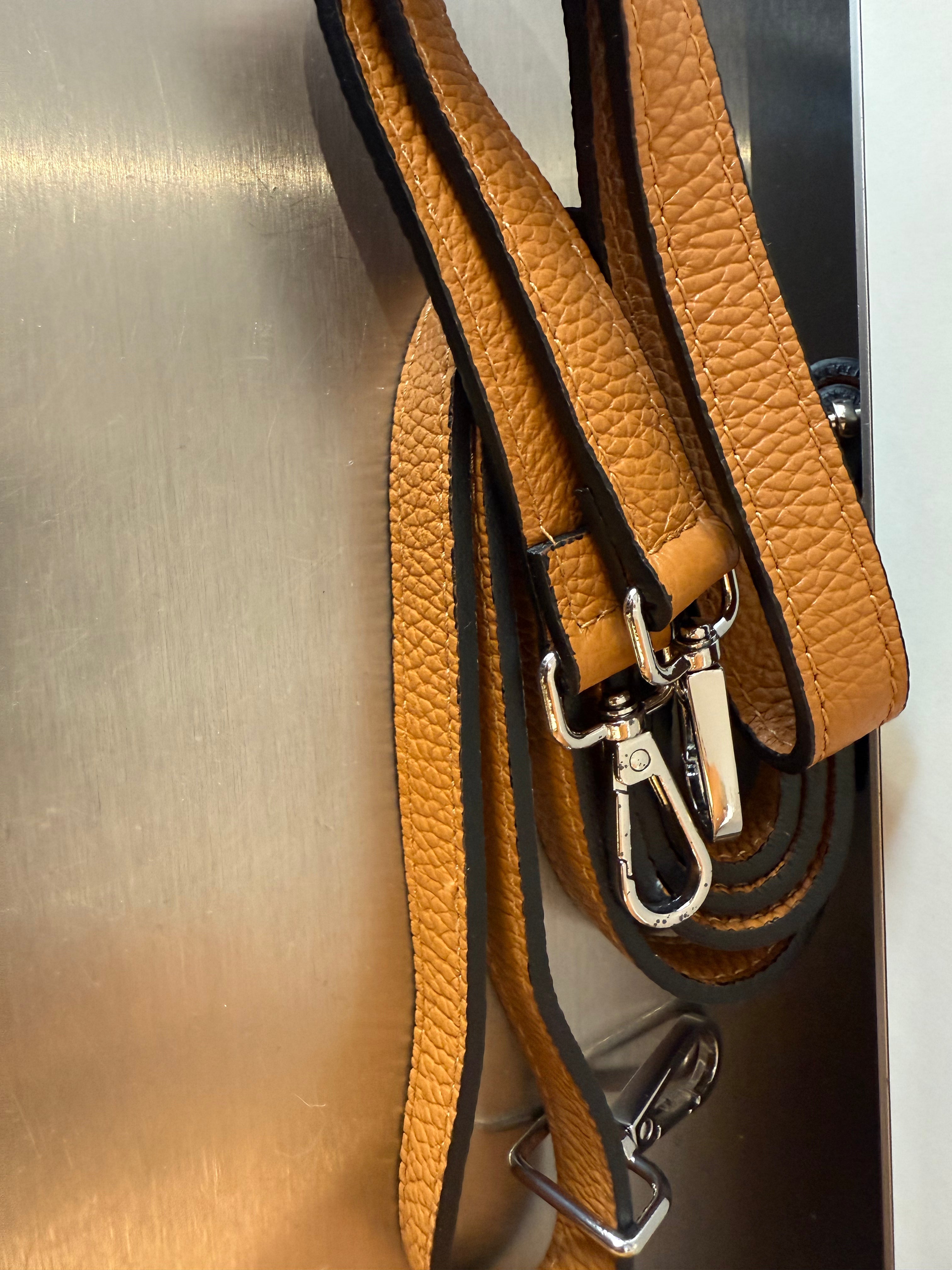 Italian Leather Bucket Bag - Kemmel