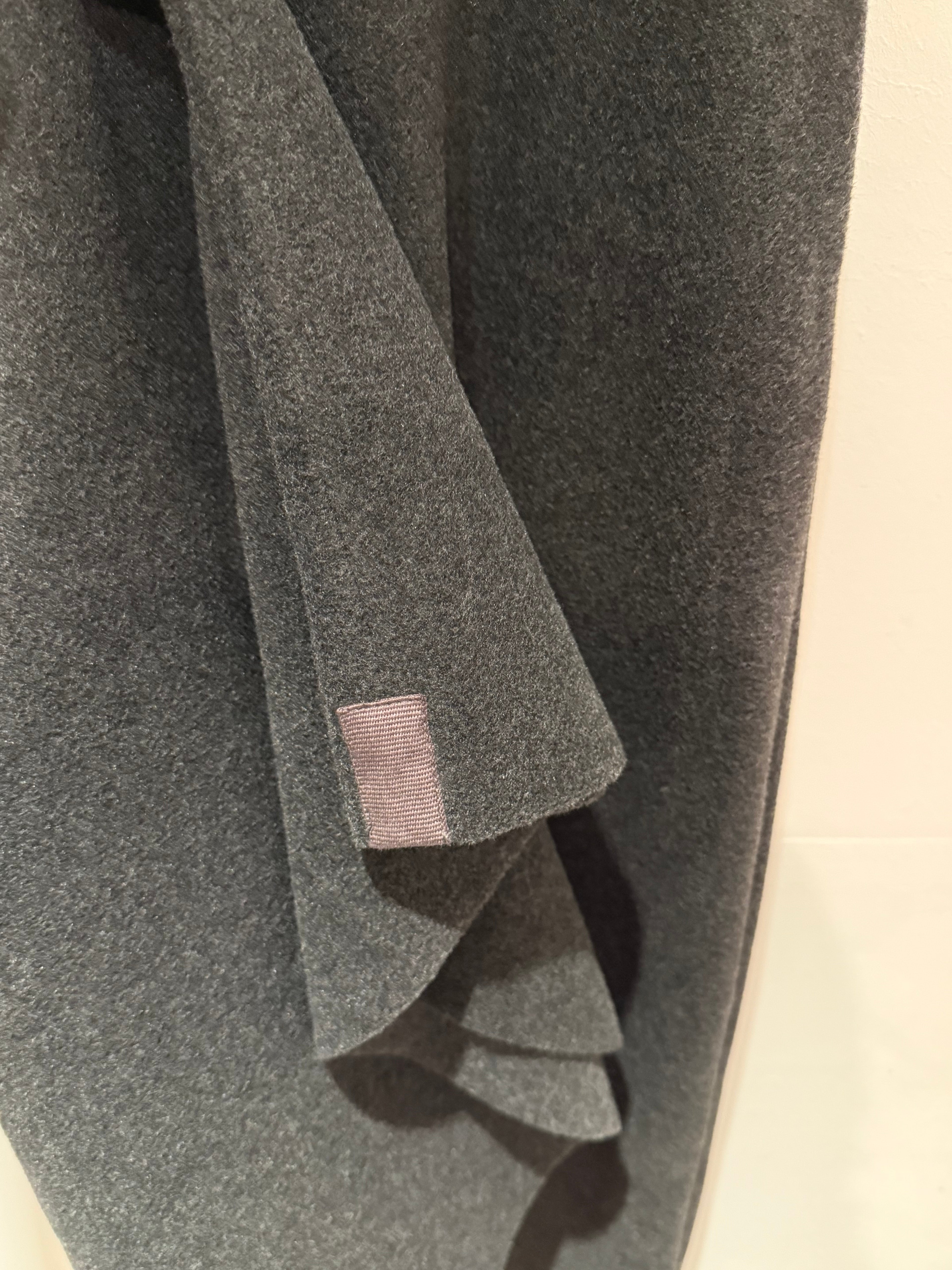 SKIRT - BLACK
