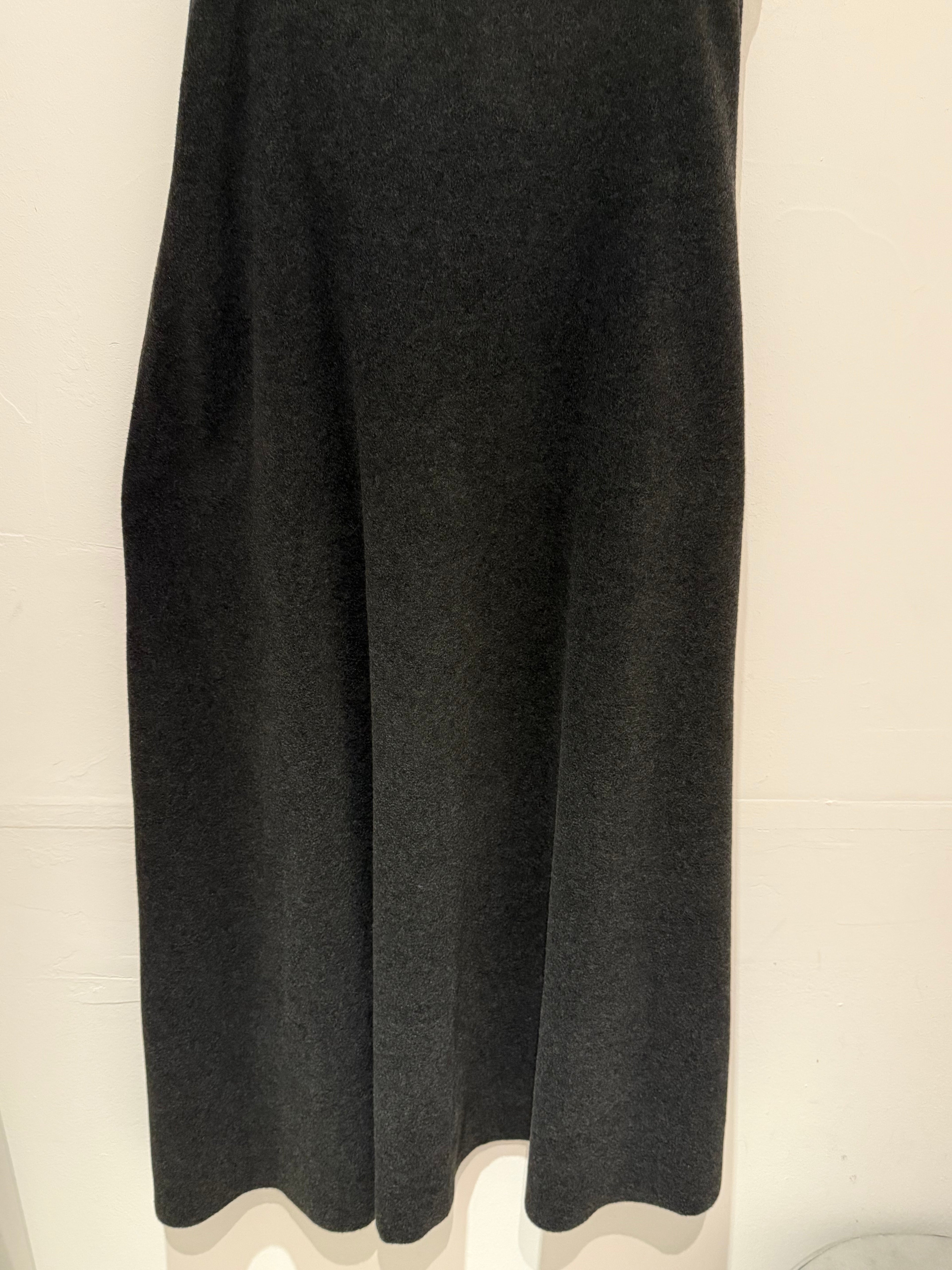 SKIRT - BLACK