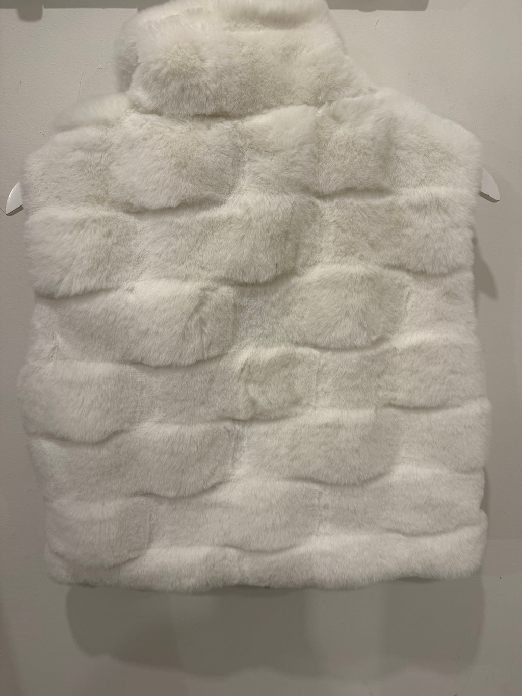 Faux Fur Vest – White