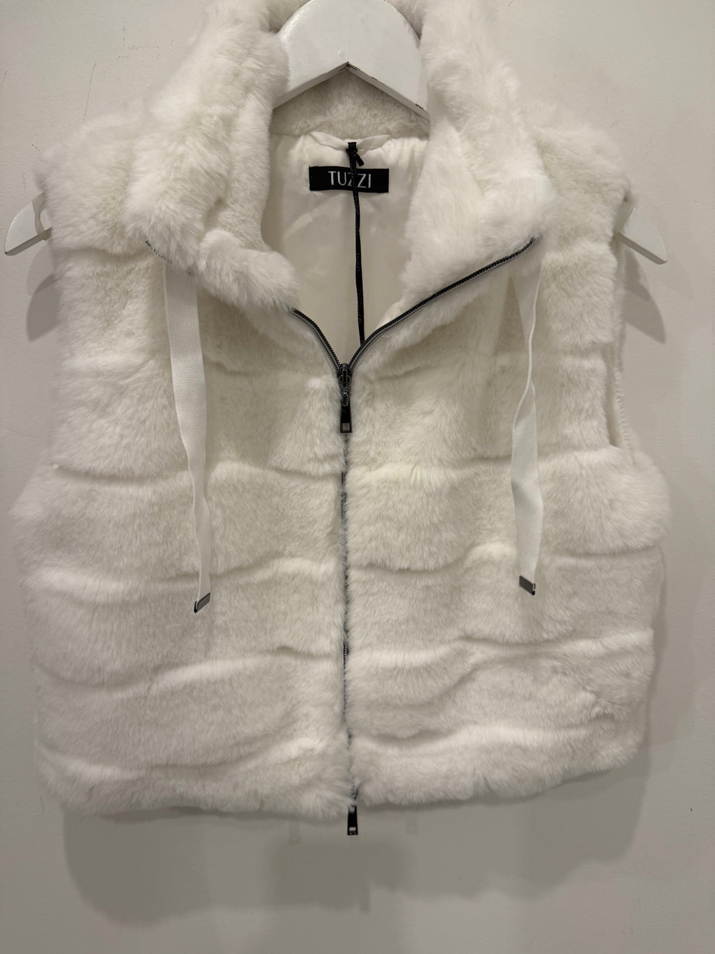 Faux Fur Vest – White