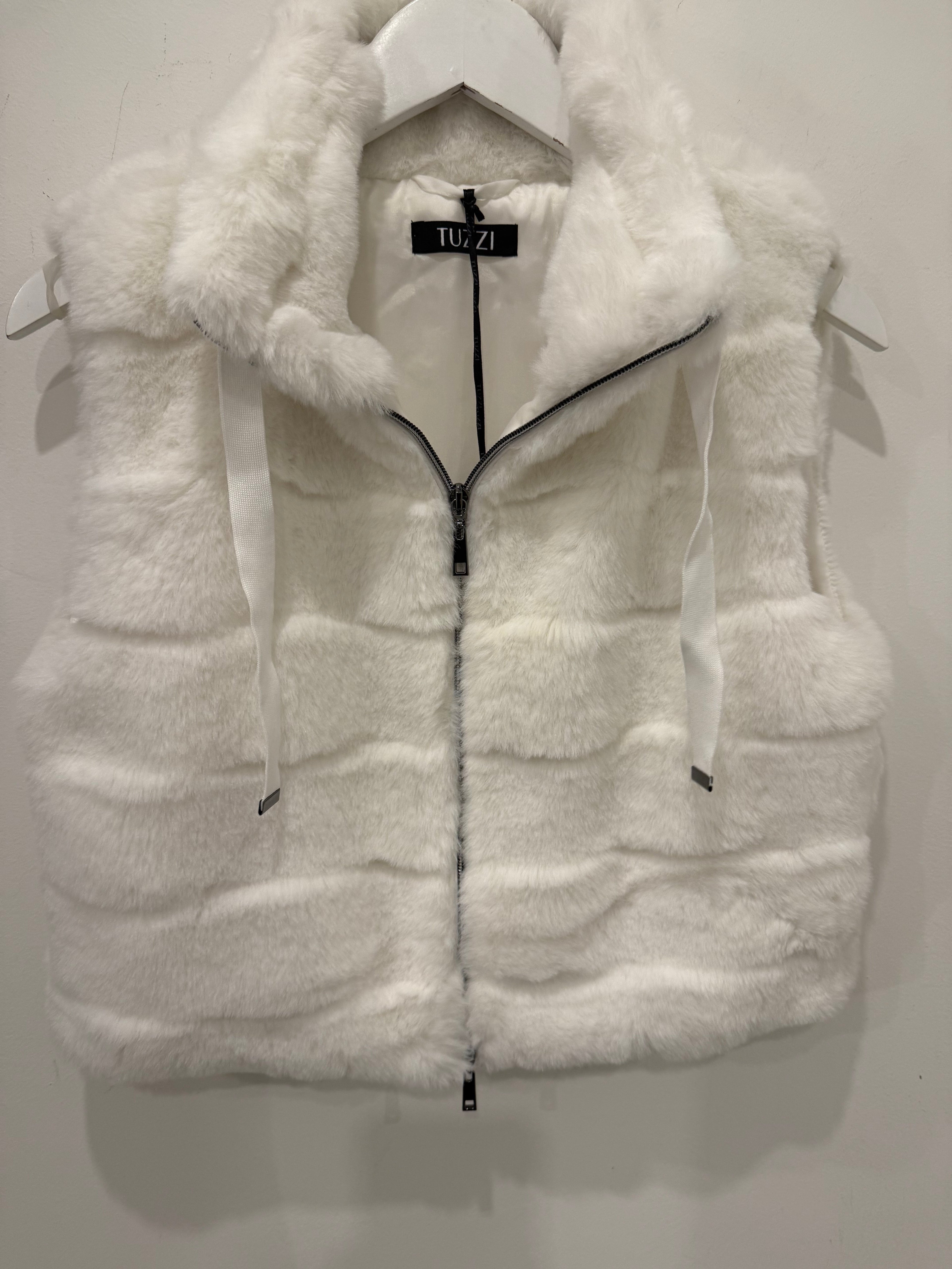 Faux Fur Vest – White