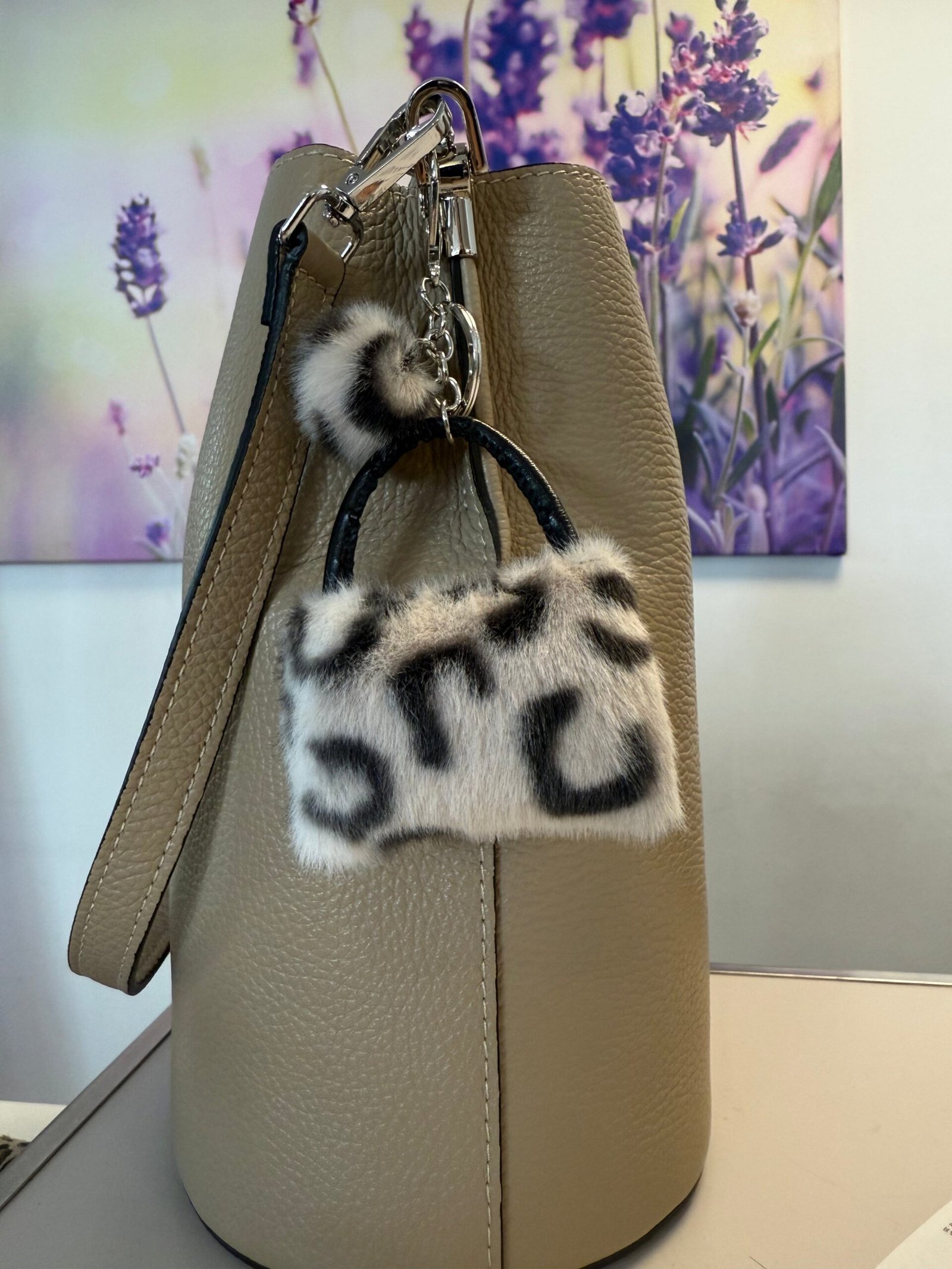 beuteltasche aus italienischem leder – beige beuteltasche aus italienischem leder – beige